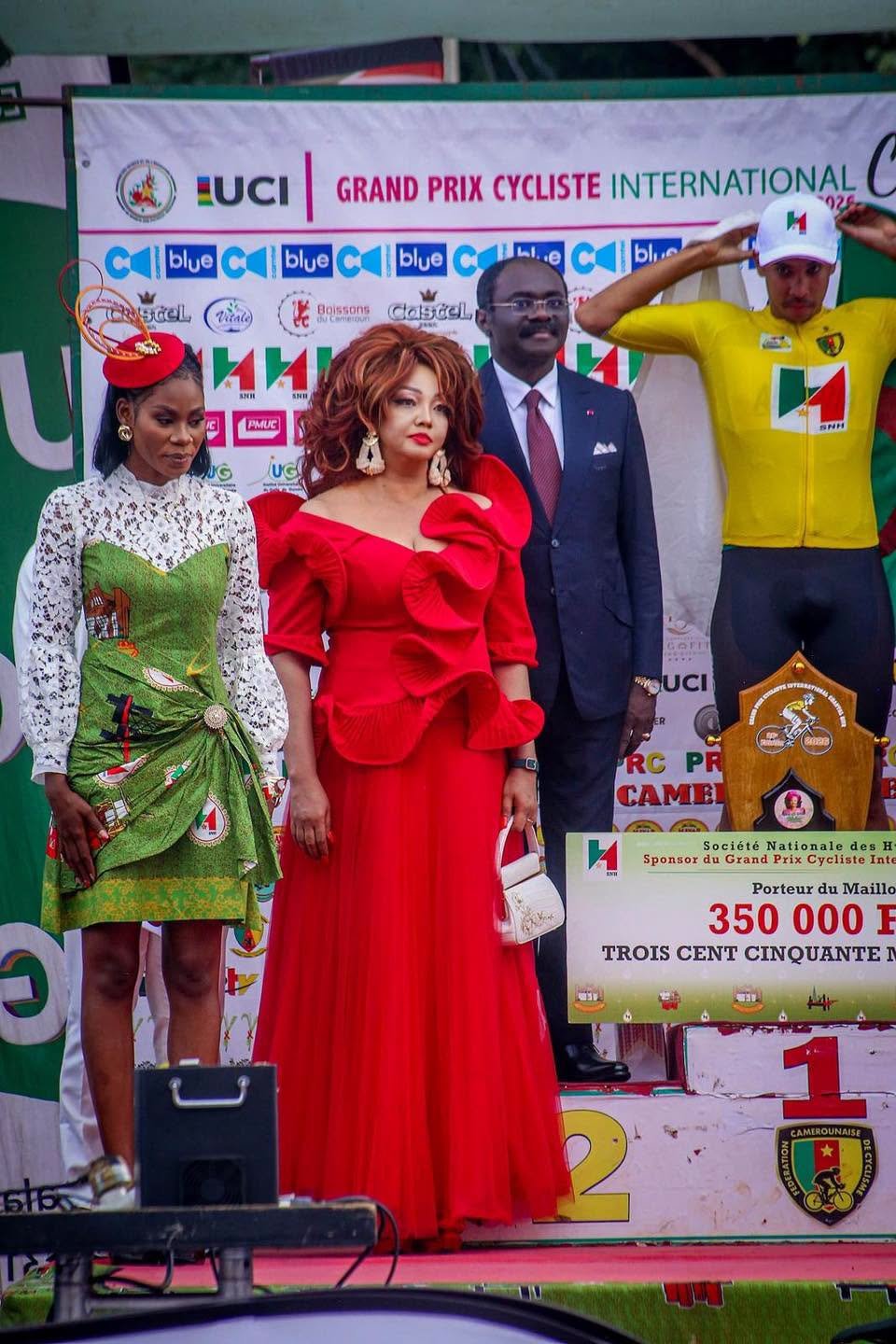 Sacre du Maillot Jaune SNH · Remise officielle par Madame Chantal BIYA et le MINSEP